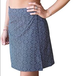 Super flattering RipSkirt Hawaii wrap mini skirt adjustable waist.